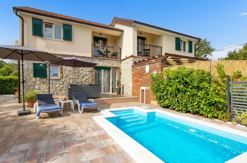 Photo 49 - Maison de 2 chambres à Dobrinj avec piscine privée et jardin