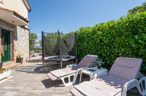 Foto 50 - Casa de 2 quartos em Dobrinj com piscina privada e jardim
