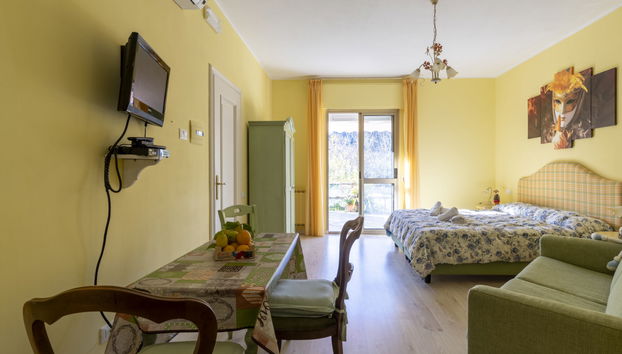 Appartement de 1 chambre à Diano Castello avec jardin et terrasse - Photo 2