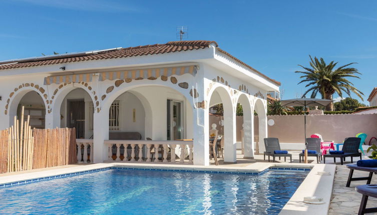 Photo 1 - Maison de 3 chambres à Mont-roig del Camp avec piscine privée et vues à la mer