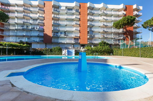 Foto 1 - Apartamento de 2 quartos em Castell-Platja d'Aro com piscina e vistas do mar