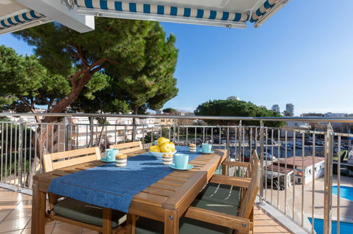 Foto 19 - Appartamento con 2 camere da letto a Castell-Platja d'Aro con piscina e vista mare