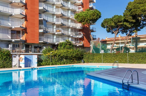 Photo 24 - 2 bedroom Apartment in Castell-Platja d'Aro with swimming pool and sea view