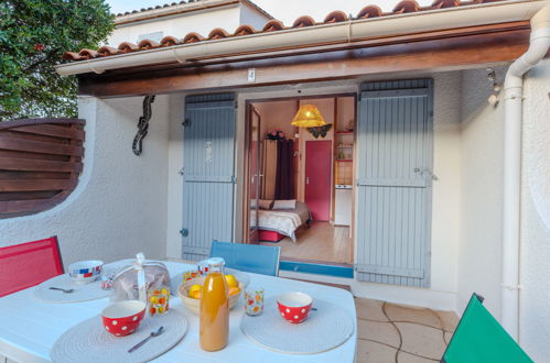 Photo 2 - 1 bedroom House in Les Mathes with swimming pool and sea view