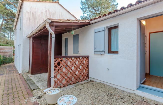 Casa de 1 quarto em Les Mathes com piscina e jardim - Foto 18