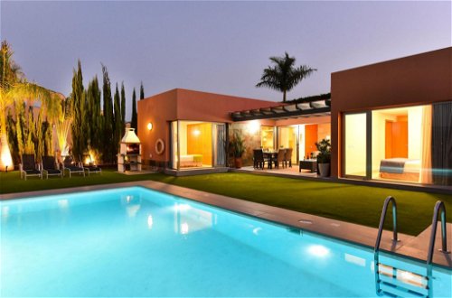 Photo 4 - 2 bedroom House in San Bartolomé de Tirajana with private pool and sea view