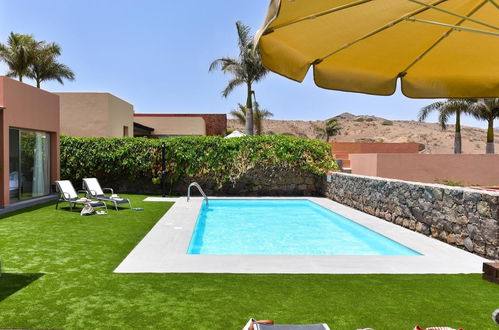 Photo 17 - 2 bedroom House in San Bartolomé de Tirajana with private pool and garden