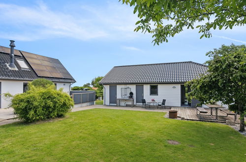 Foto 6 - Haus mit 3 Schlafzimmern in Allingåbro mit terrasse und sauna