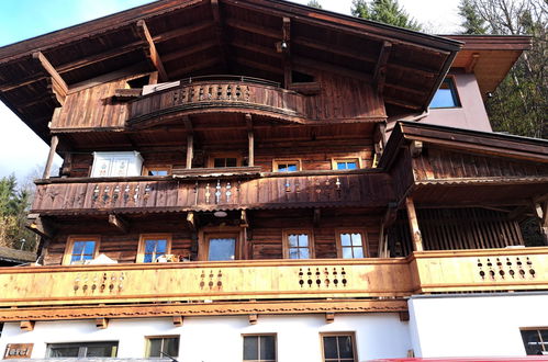 Photo 1 - 3 bedroom Apartment in Wildschönau with garden and mountain view