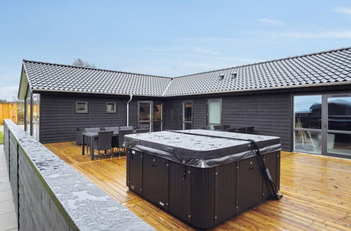 Photo 7 - Maison de 5 chambres à Sjølund avec terrasse et bain à remous