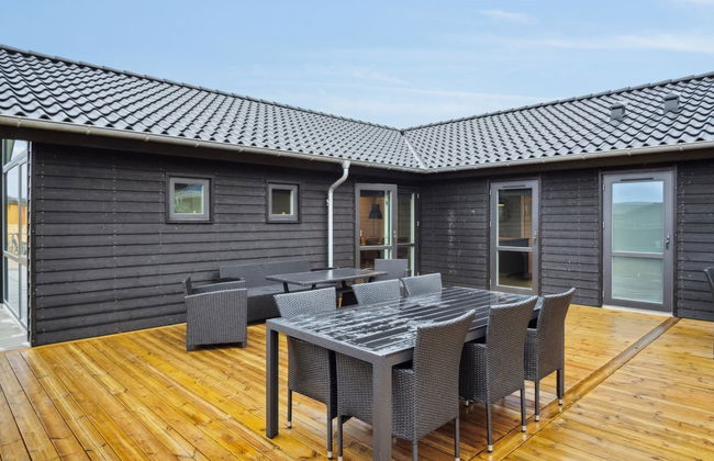 Casa de 5 quartos em Sjølund com terraço e banheira de hidromassagem - Foto 25