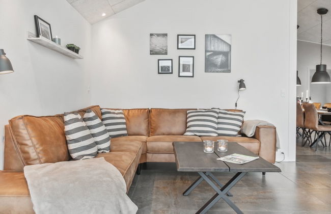 Casa de 5 quartos em Sjølund com terraço e banheira de hidromassagem - Foto 9