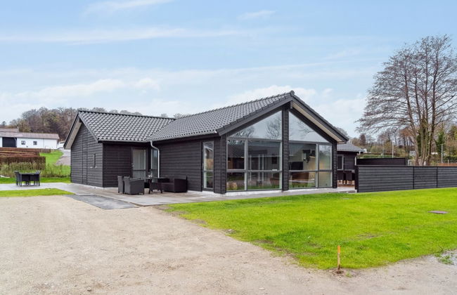 Casa de 5 quartos em Sjølund com terraço e banheira de hidromassagem - Foto 8