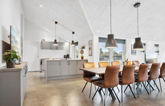 Casa de 5 quartos em Sjølund com terraço e banheira de hidromassagem - Foto 29