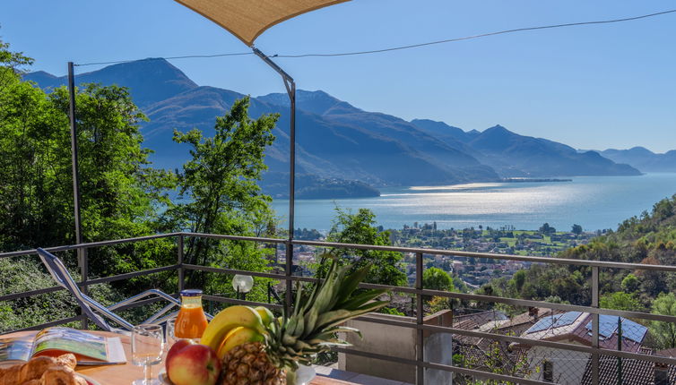 Foto 1 - Haus mit 2 Schlafzimmern in Gravedona ed Uniti mit terrasse und blick auf die berge