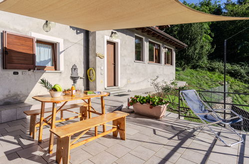 Foto 34 - Casa de 2 quartos em Gravedona ed Uniti com terraço e vista para a montanha