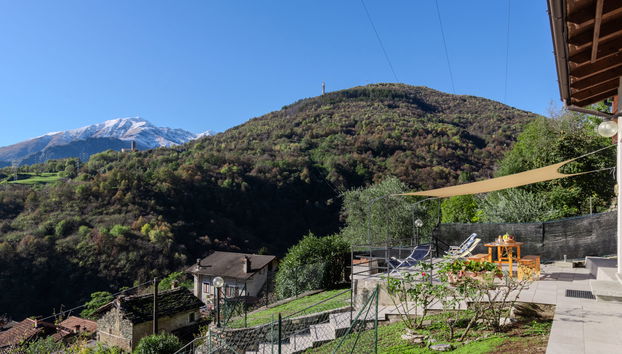 3 bedroom House in Gravedona ed Uniti with garden and terrace - Photo 2