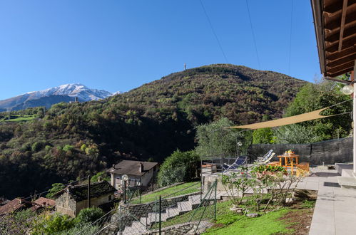 Foto 2 - Casa de 2 quartos em Gravedona ed Uniti com terraço e vista para a montanha