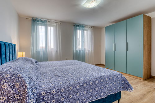 Foto 10 - Appartamento con 2 camere da letto a Opatija con terrazza e vista mare