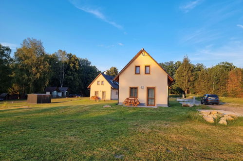 Foto 18 - Haus mit 1 Schlafzimmer in Stráž nad Nežárkou mit garten und terrasse