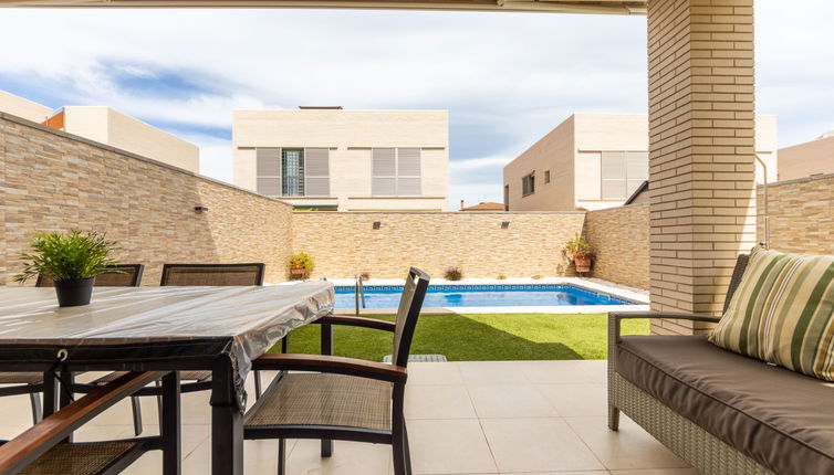 Photo 1 - 3 bedroom House in Cambrils with private pool and sea view