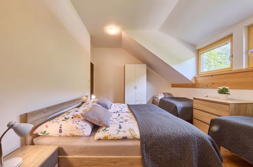 Foto 4 - Appartamento con 1 camera da letto a Pec pod Sněžkou con terrazza e sauna