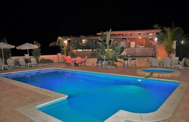 Areti Suites - Photo 65
