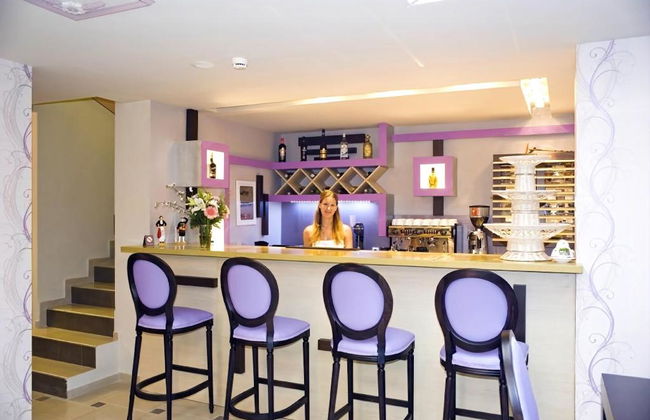 Areti Suites - Photo 53