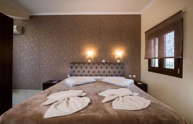 Areti Suites - Photo 41