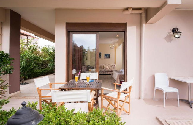 Areti Suites - Photo 38