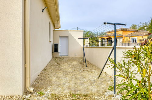 Foto 33 - Casa con 3 camere da letto a Goudargues con piscina privata e giardino