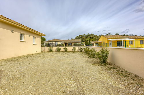 Foto 30 - Casa de 3 quartos em Goudargues com piscina privada e jardim