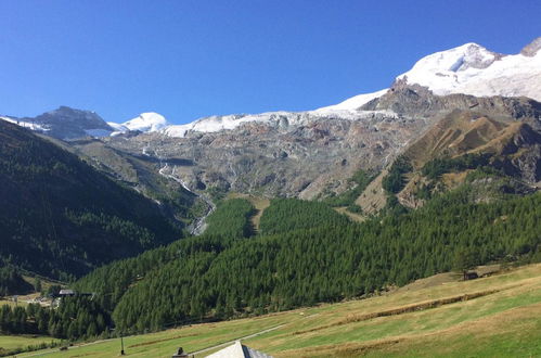 Foto 19 - Appartamento con 3 camere da letto a Saas-Fee