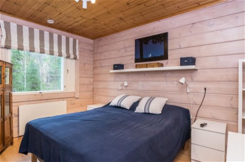 Foto 10 - Casa de 4 quartos em Pelkosenniemi com sauna e vista para a montanha