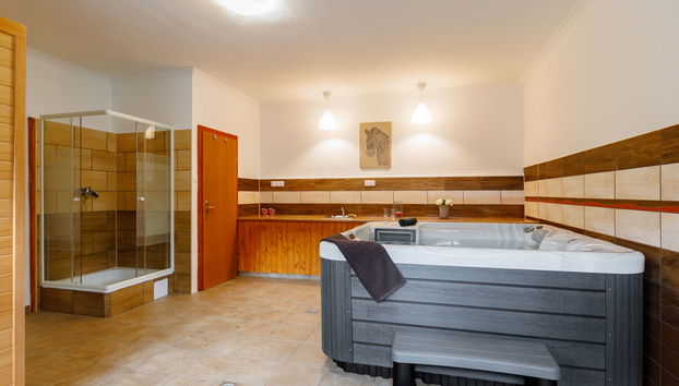 Casa de 6 quartos em Balatonfenyves com piscina privada e jardim - Foto 5