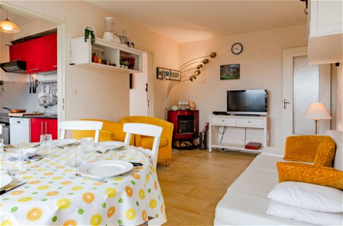 Foto 1 - Appartamento con 2 camere da letto a Cabourg con vista mare