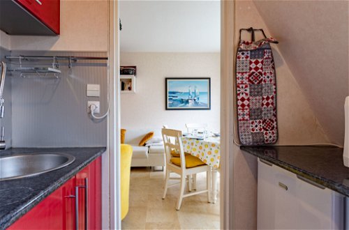 Foto 10 - Apartamento de 2 habitaciones en Cabourg con vistas al mar