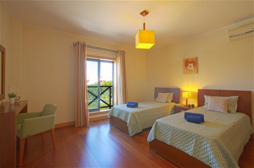 Foto 21 - Appartamento con 3 camere da letto a Albufeira con piscina e vista mare