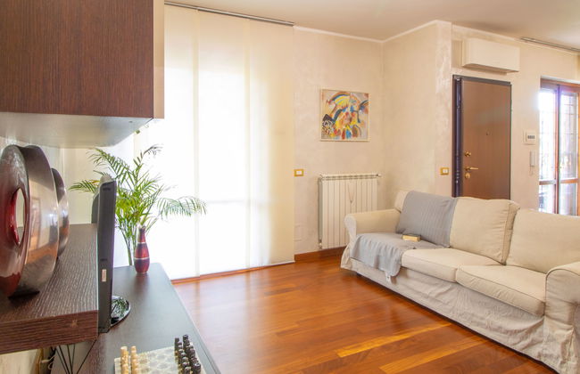 Casa de 4 quartos em Ardea com jardim - Foto 9