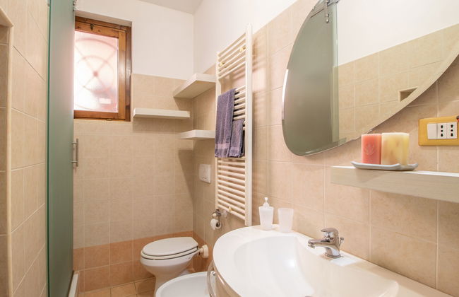 Casa de 4 quartos em Ardea com jardim - Foto 19