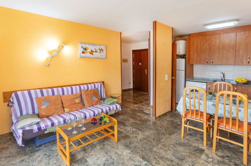 Foto 4 - Apartamento de 2 quartos em Salou com piscina e jardim