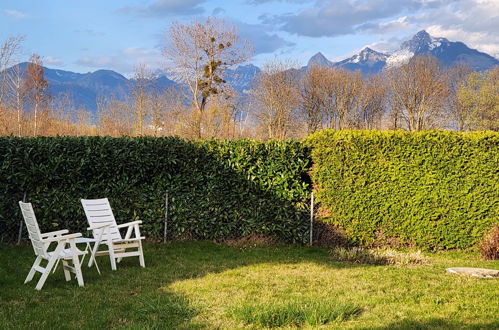 Foto 16 - Casa de 2 quartos em Port-Valais com jardim e vista para a montanha