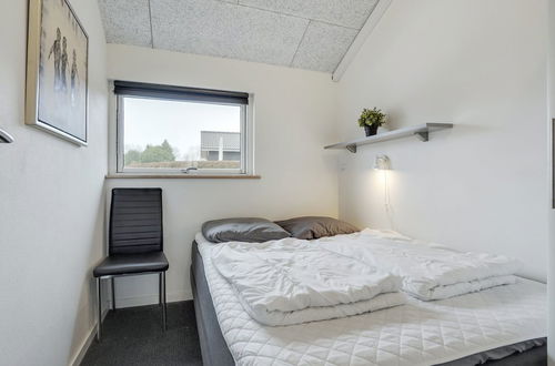 Photo 8 - Maison de 5 chambres à Elsestræer avec piscine privée et terrasse