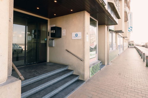 Photo 6 - Apartment in Blankenberge with sea view