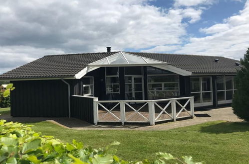 Photo 24 - Maison de 3 chambres à Flovt Strand avec terrasse et sauna