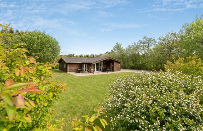 Casa de 4 quartos em Fjerritslev com terraço e sauna - Foto 1