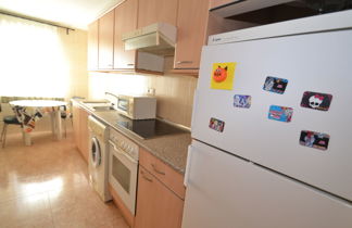 Photo 3 - 2 bedroom Apartment in Vila-seca with swimming pool and garden