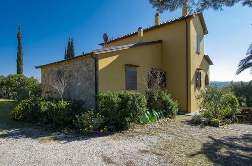 Photo 3 - Maison de 3 chambres à Riparbella avec jardin et terrasse