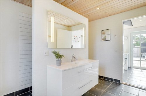 Photo 17 - Maison de 3 chambres à Klitmøller avec piscine privée et terrasse