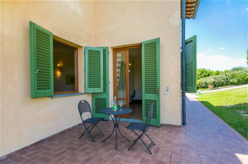 Foto 9 - Apartamento de 1 habitación en Cerreto Guidi con piscina y jardín